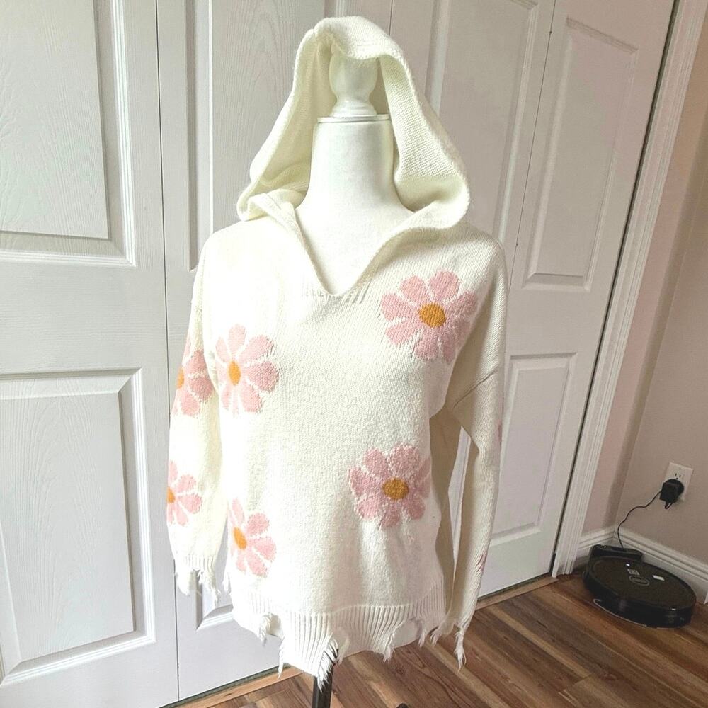 Hazel Moon Women M Cream Pink Daisy Hooded Sweater Distressed Floral Knit